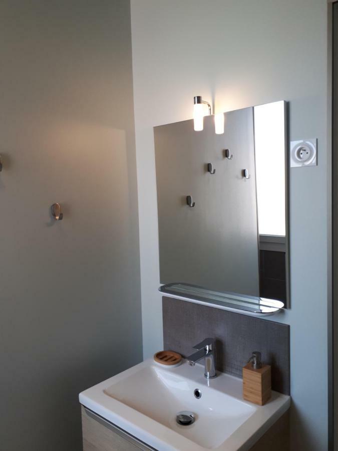 Appartement D Artiste Hyeres Ngoại thất bức ảnh